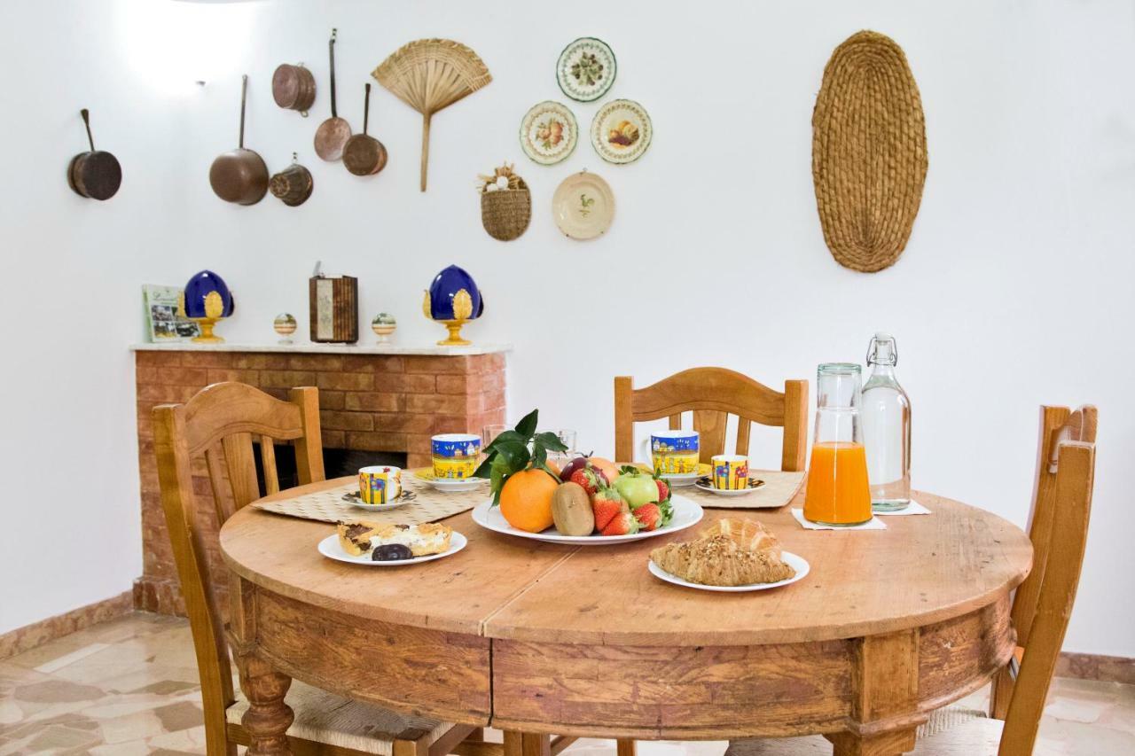 Domus Relax Bed & Breakfast Selva Di Fasano Exterior photo